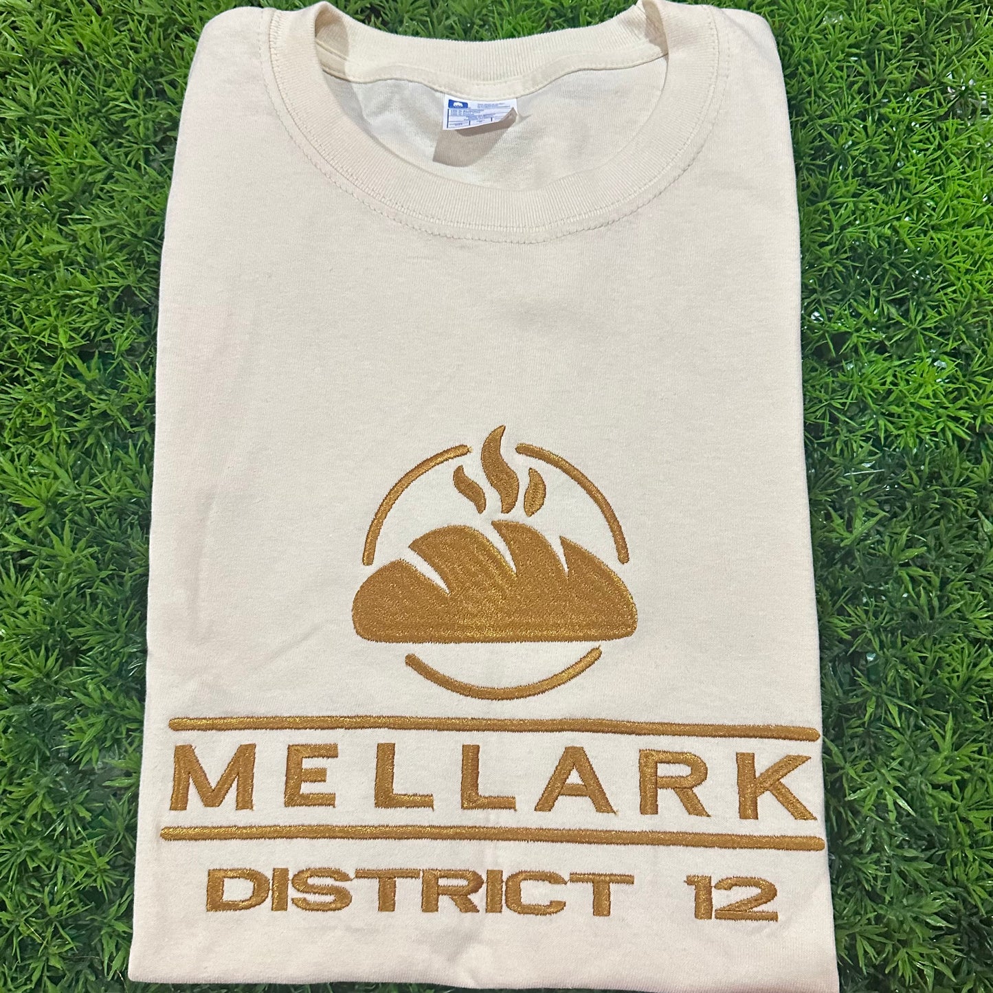 Playera bordada THG