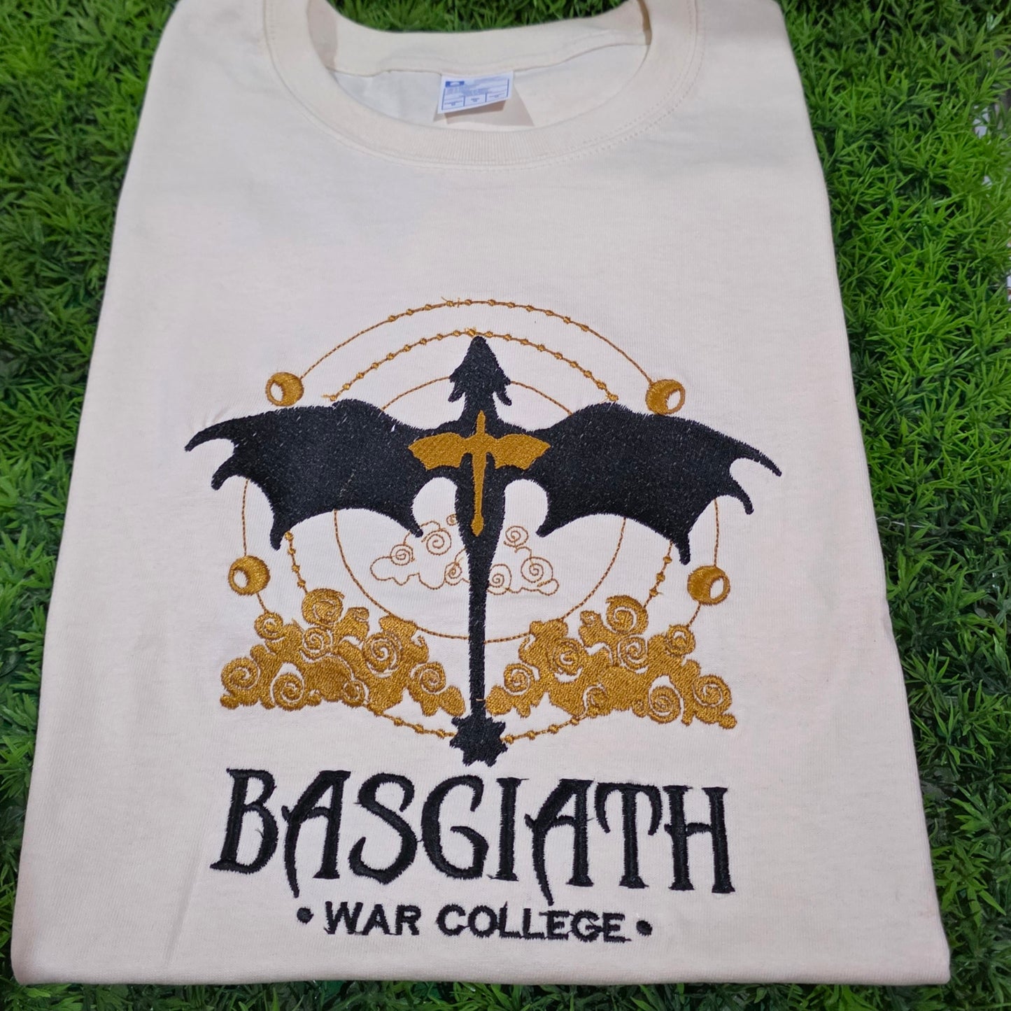 Playera Bordada Saga Empíreo