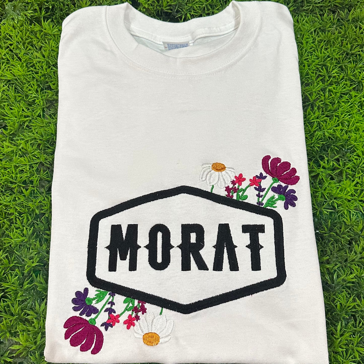Playera bordada MORAT